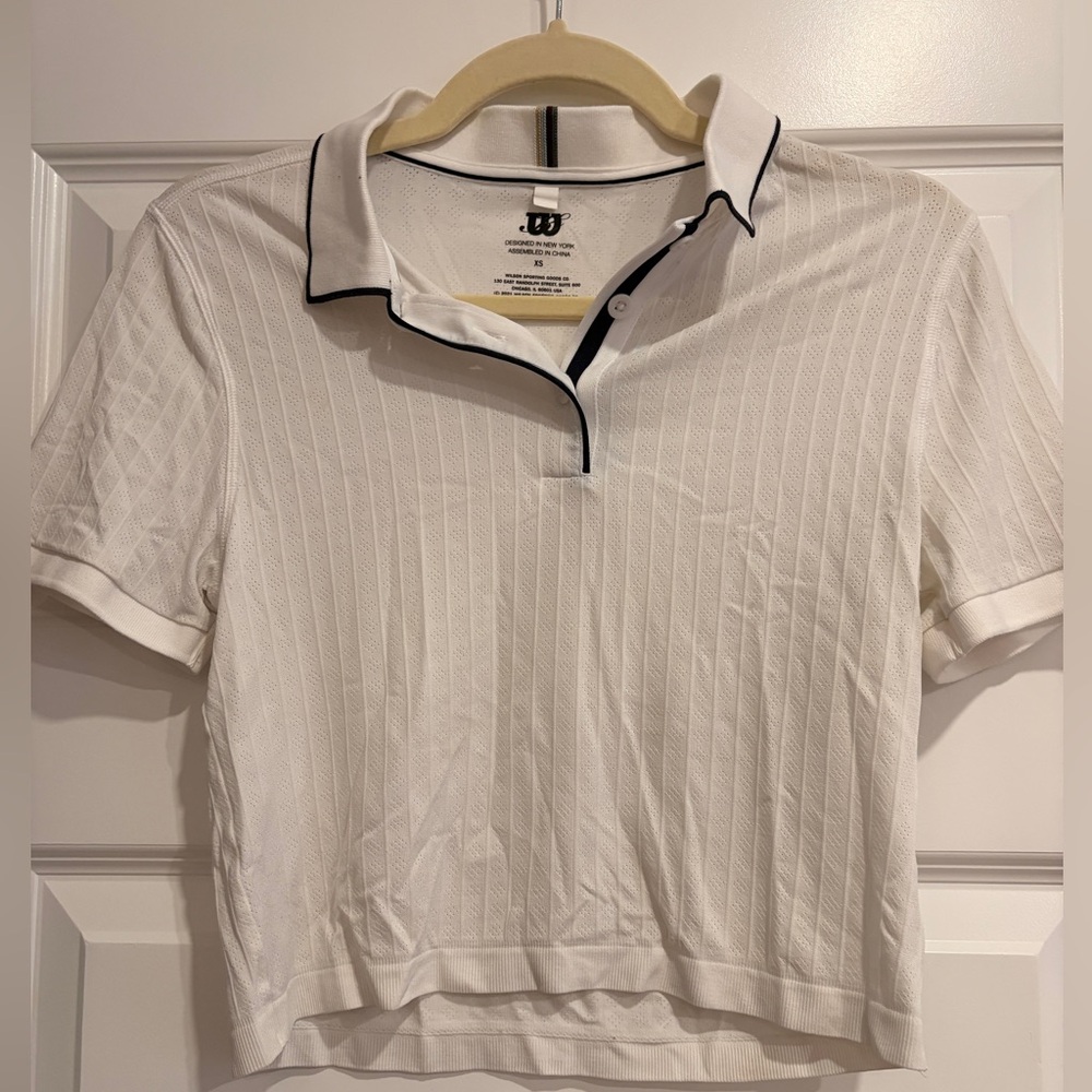 Wilson x Kith cropped light tennis shirt